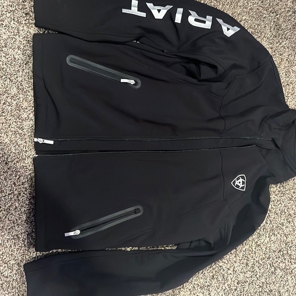 Ariat Softshell Jacket Worn A Couple 